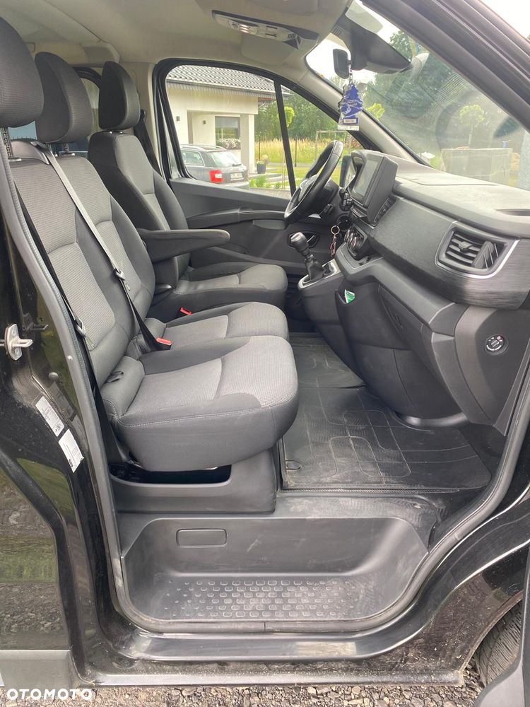 Renault Trafic 2.0 dCi - 9