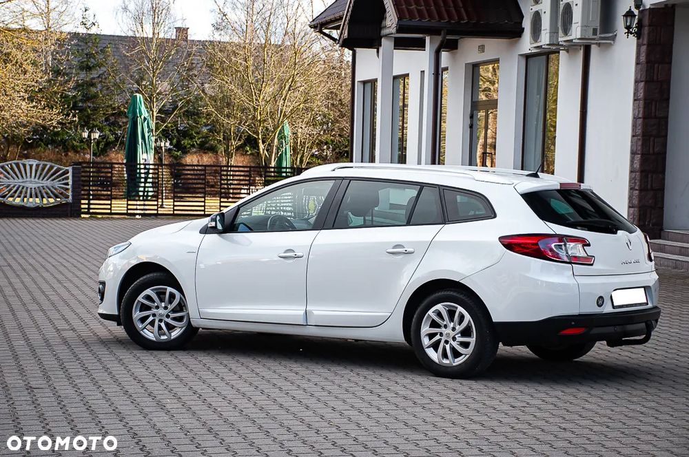 Renault Megane ENERGY TCe 115 Start & Stop Bose Edition - 16