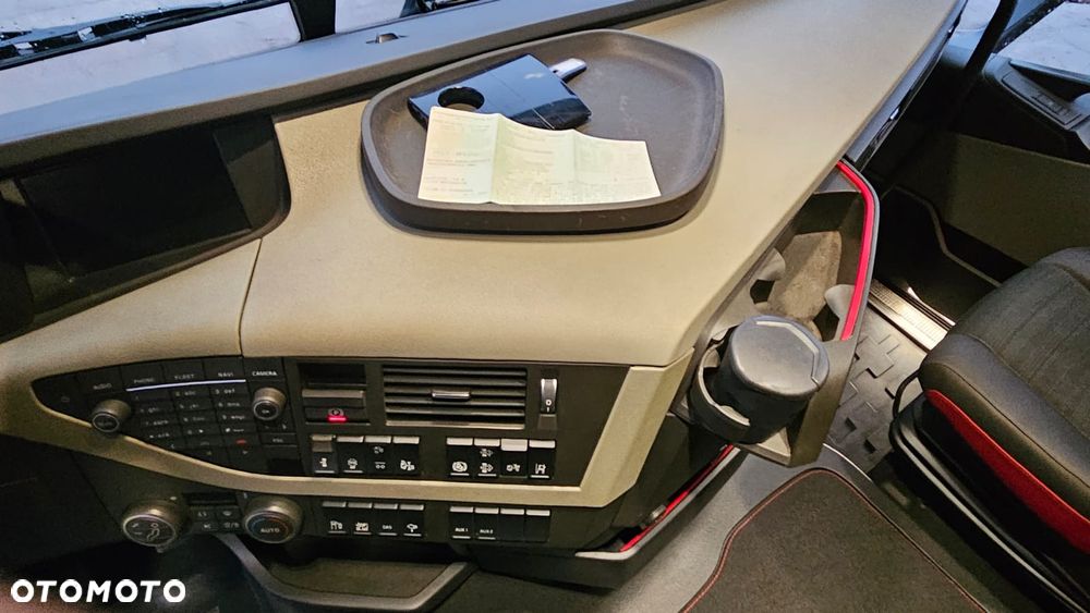 Volvo FH500 6x2 - 11