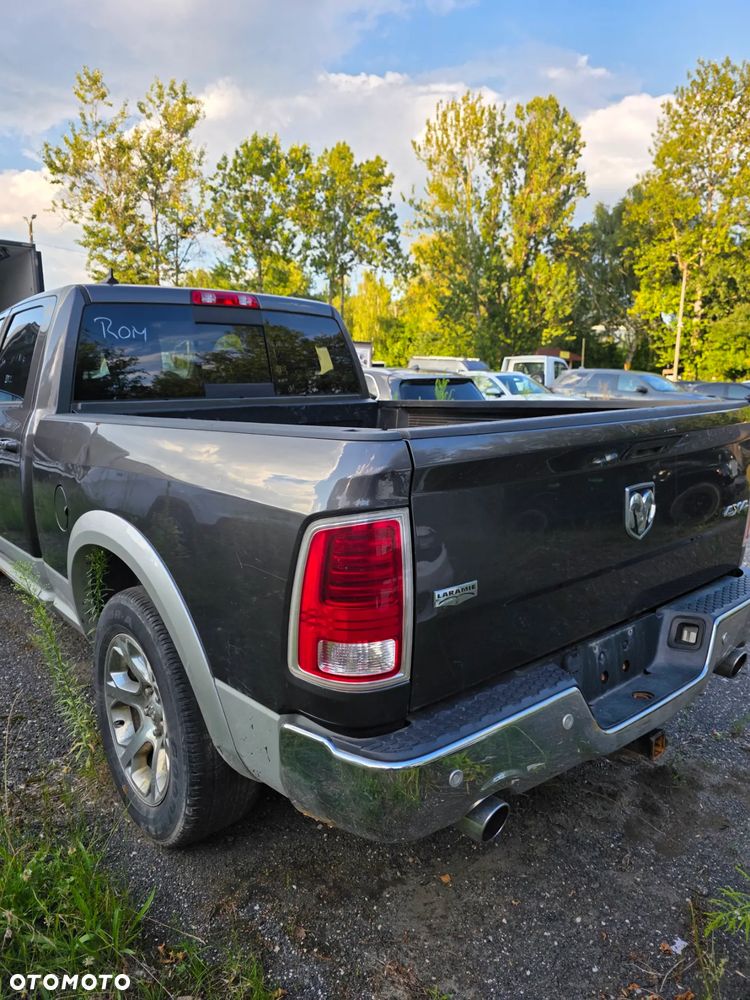 Dodge RAM 1500 5.7 4x4 - 9