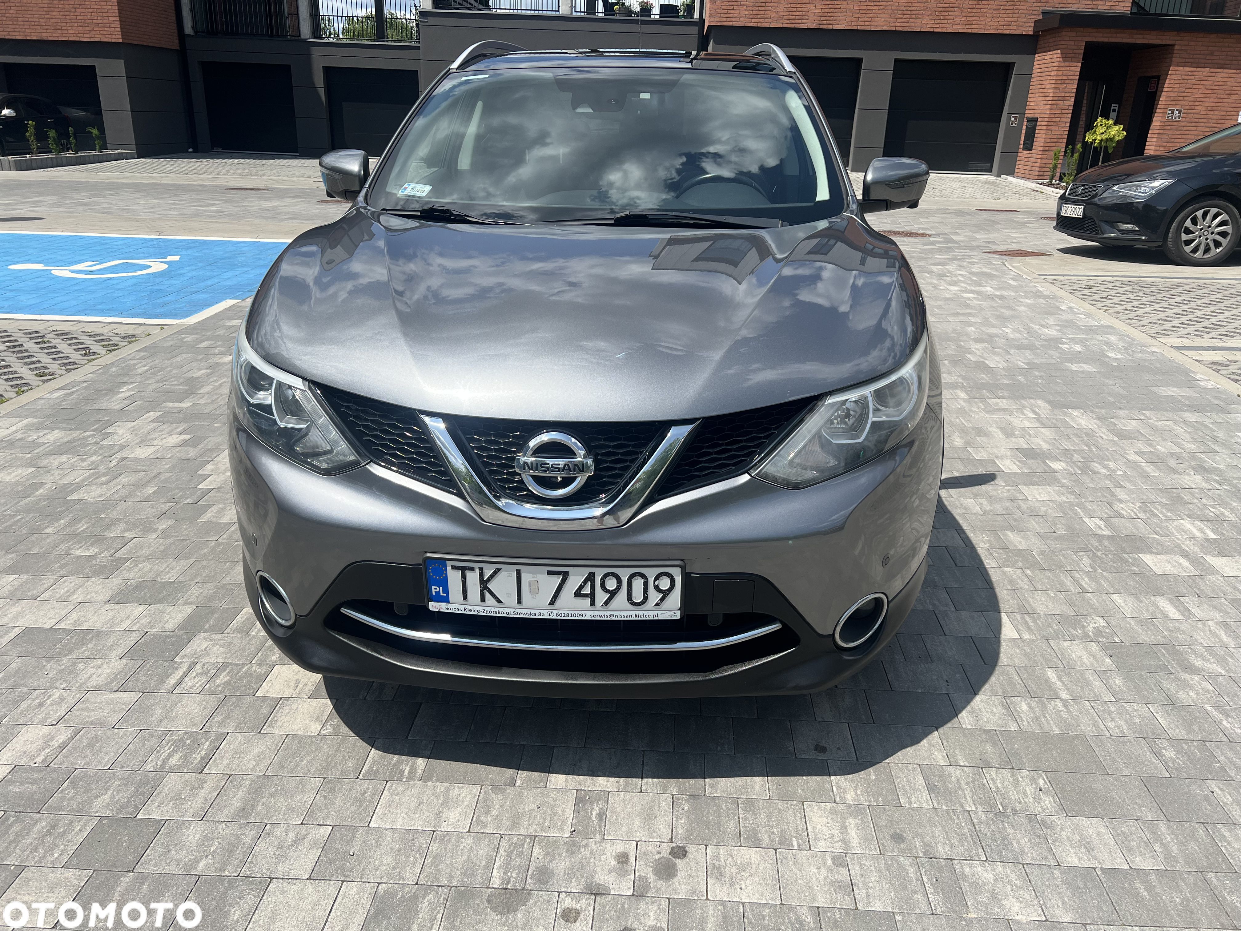 Nissan Qashqai 1.6 DIG-T N-Connecta - 1
