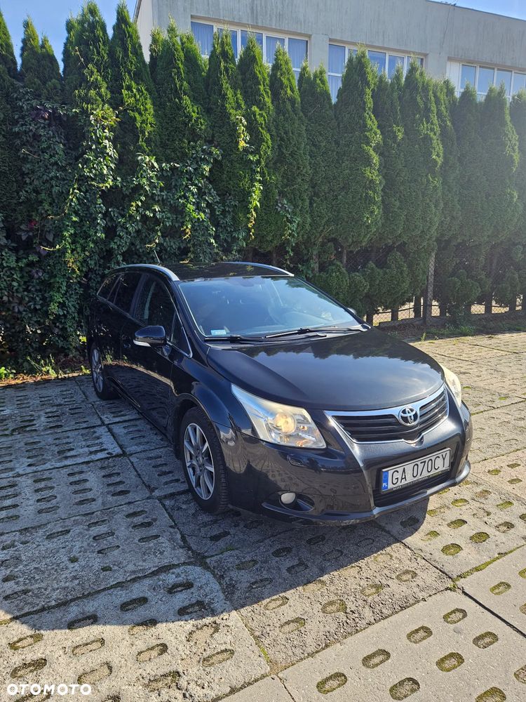 Toyota Avensis 1.8 Sol plus NAVI - 6