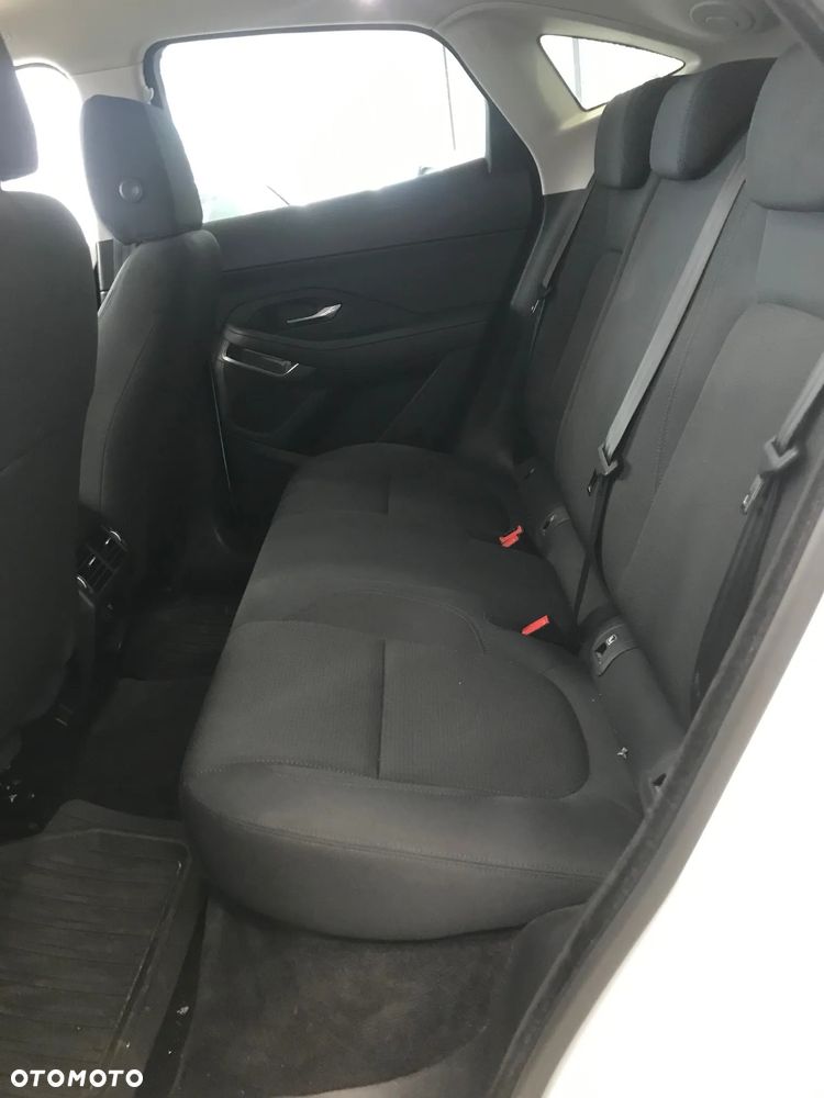 Jaguar E-Pace 2.0 i4D AWD - 28