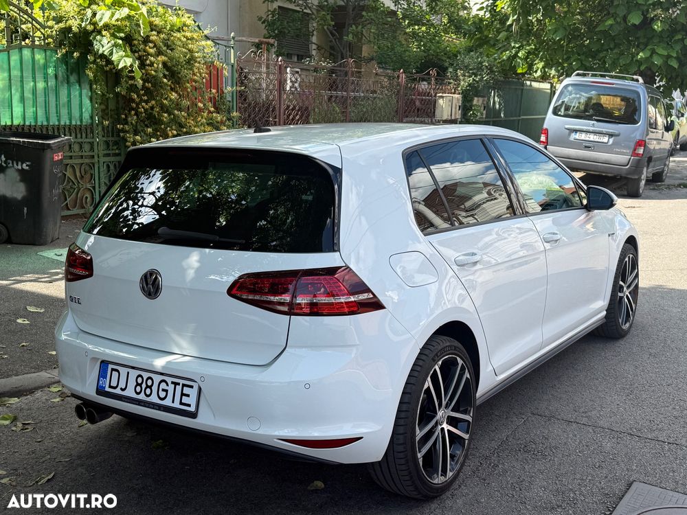 Volkswagen Golf Standard - 14