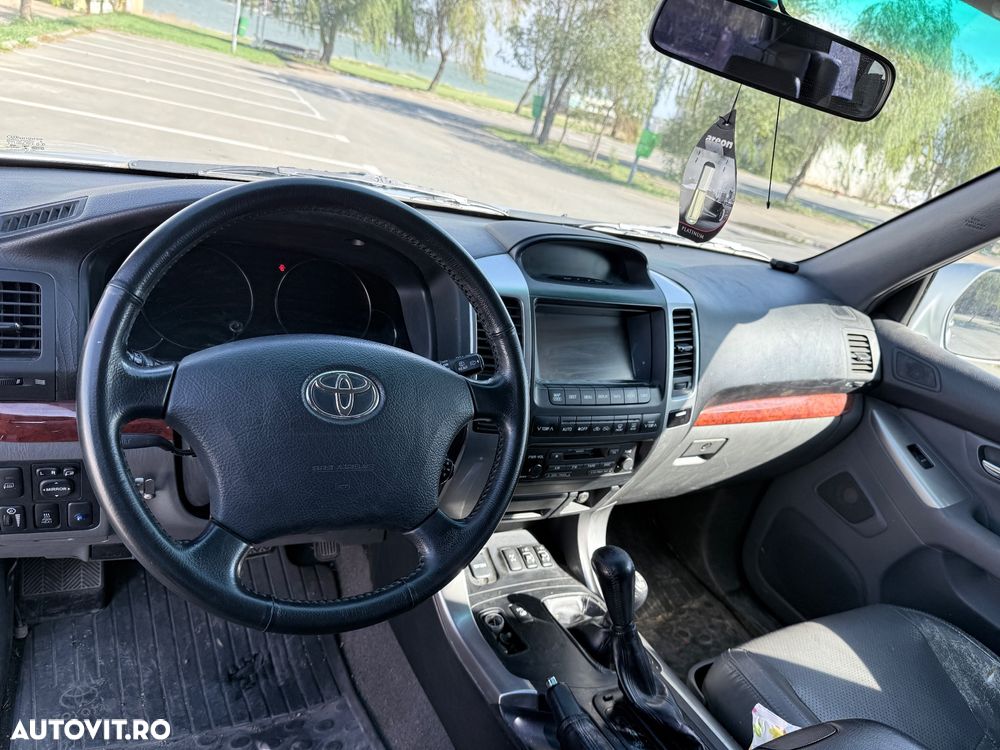 Toyota Land Cruiser 3.0 TD-4D Aut VX - 5