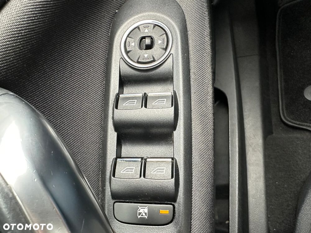 Ford Mondeo 2.0 TDCi Ambiente - 9