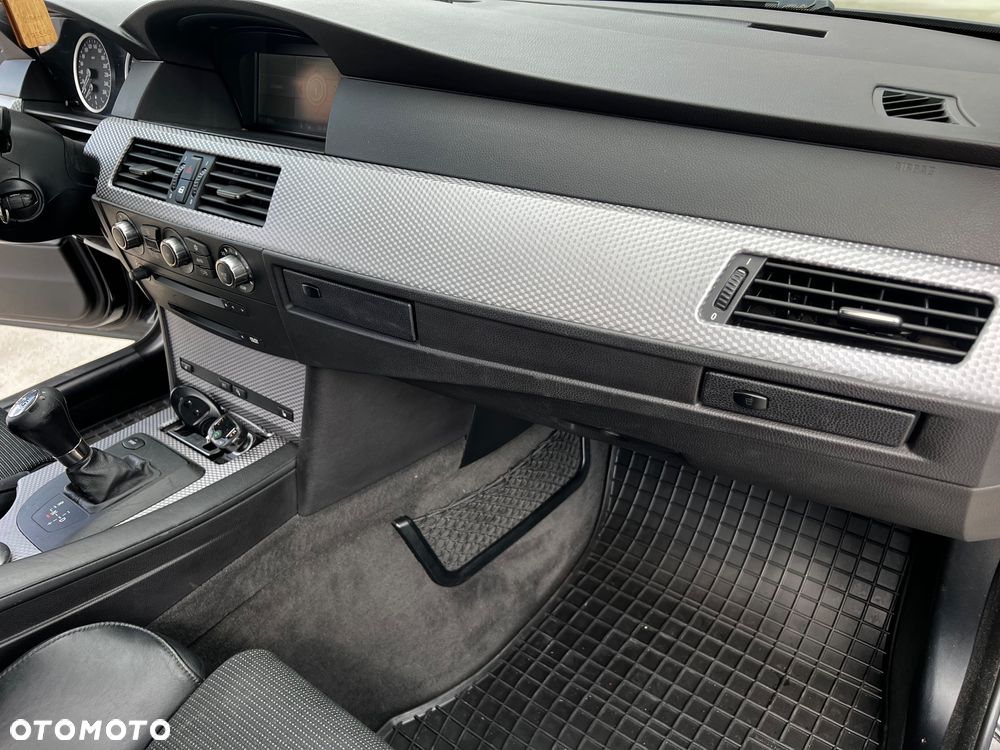 BMW Seria 5 530i SMG - 12