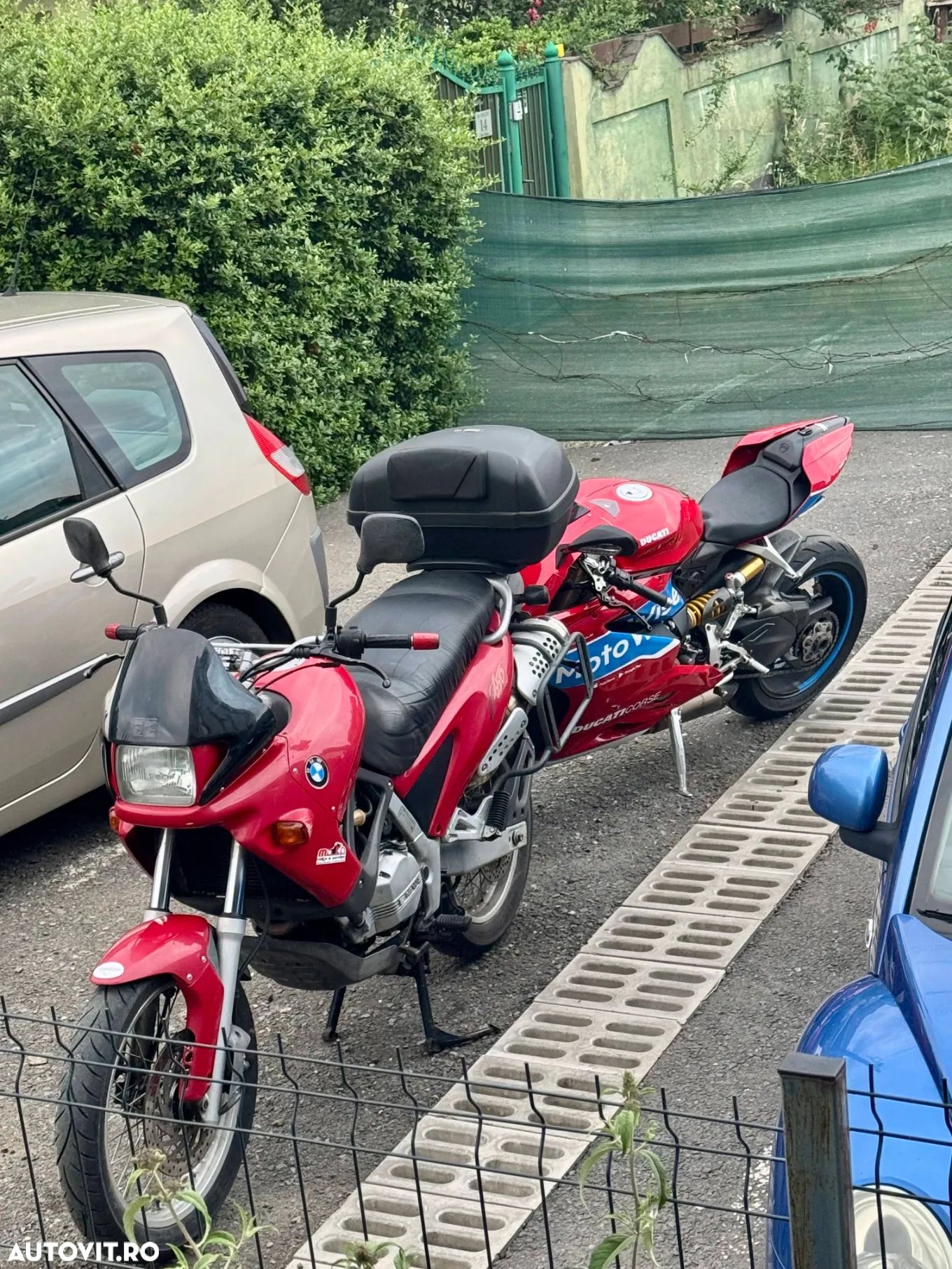 BMW F 650 ST Strada - 1