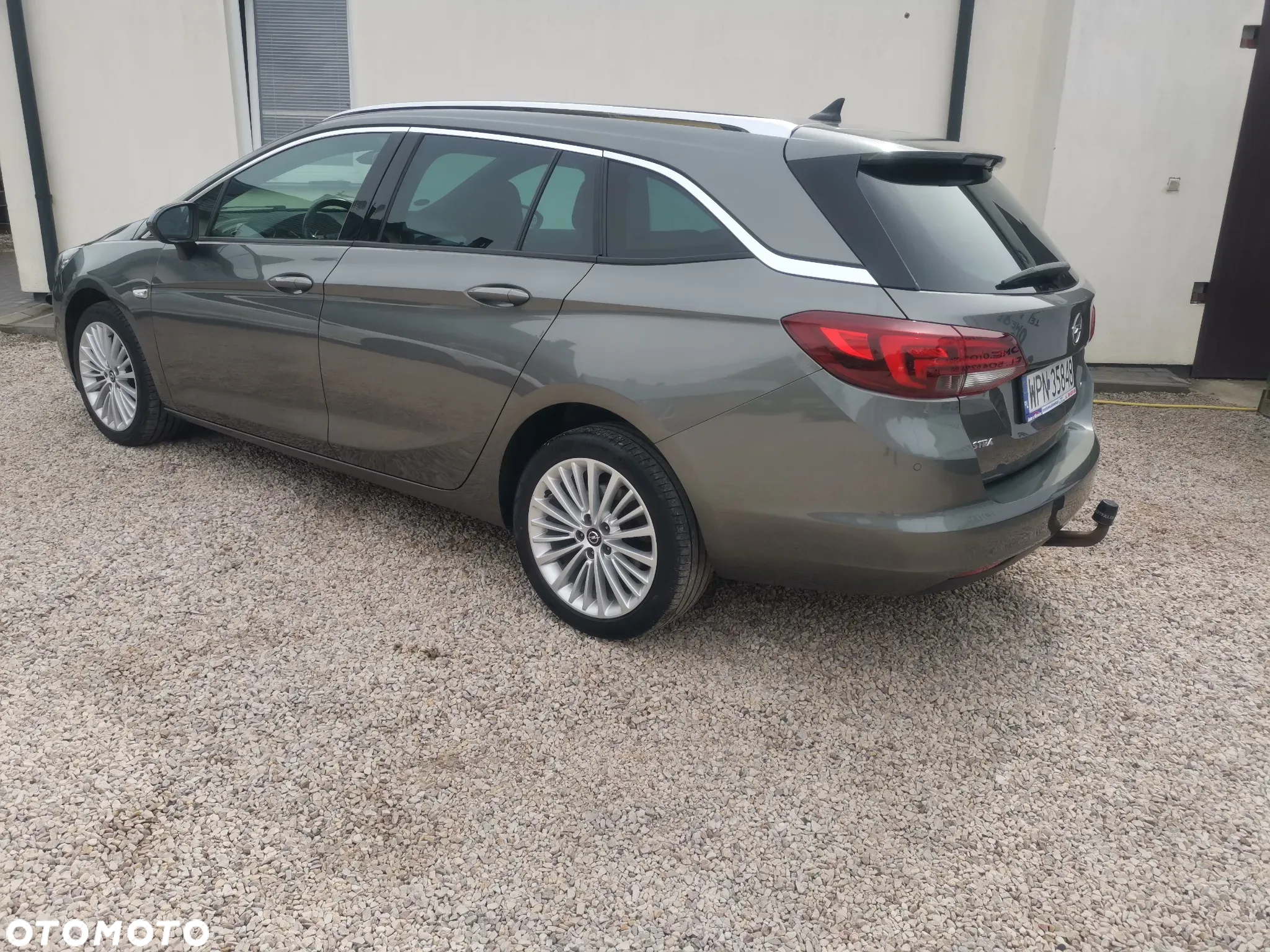Opel Astra 1.6 D (CDTI) Start/Stop Dynamic - 4