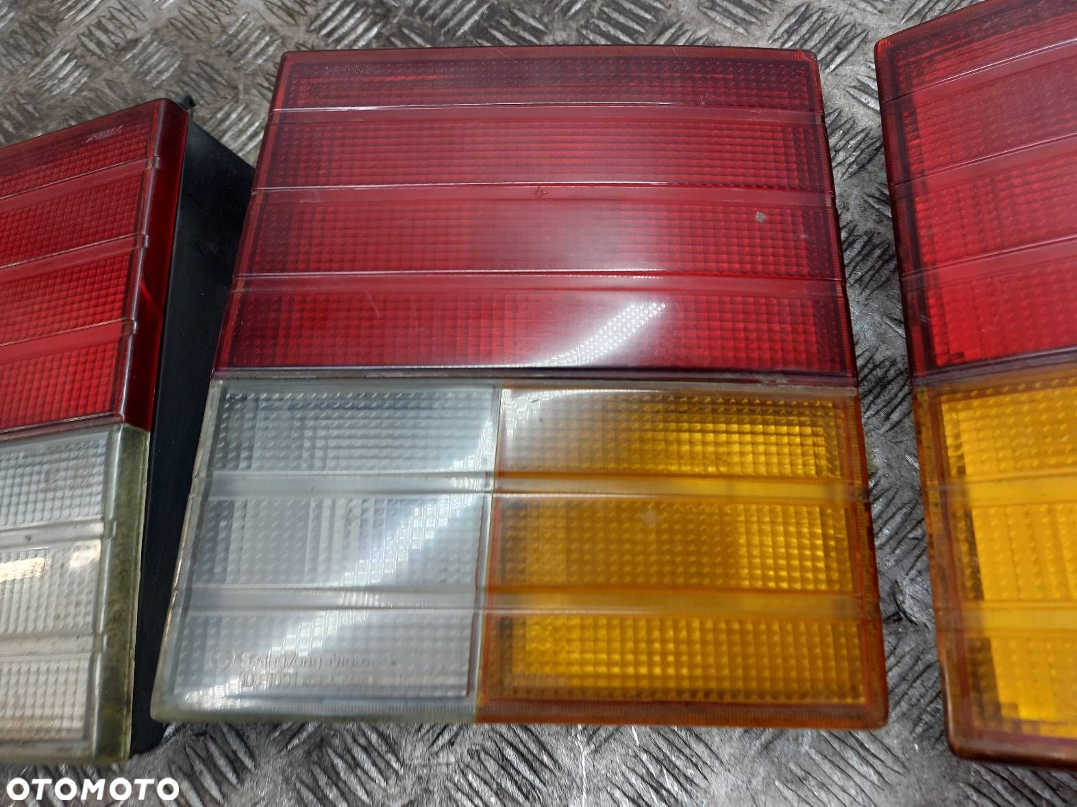 LAMPA LEWY TYŁ + PRAWY TYŁ KOMPLET SSANGYONG MUSSO - 4