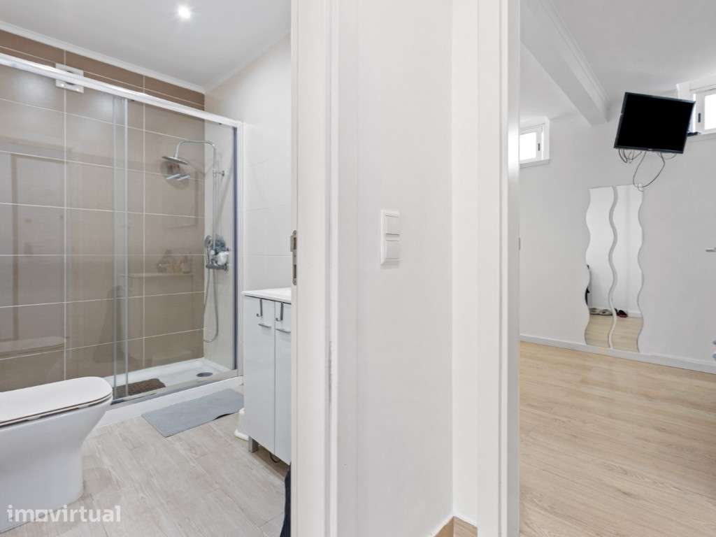 Apartamento localizado no centro da Amadora - junto ao 'Parque Cent... - Grande imagem: 4/21