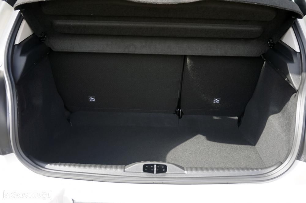 Citroën C3 1.2 PureTech Shine - 3