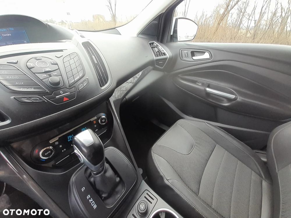 Ford Kuga 2.0 TDCi 4x4 Business Edition - 22