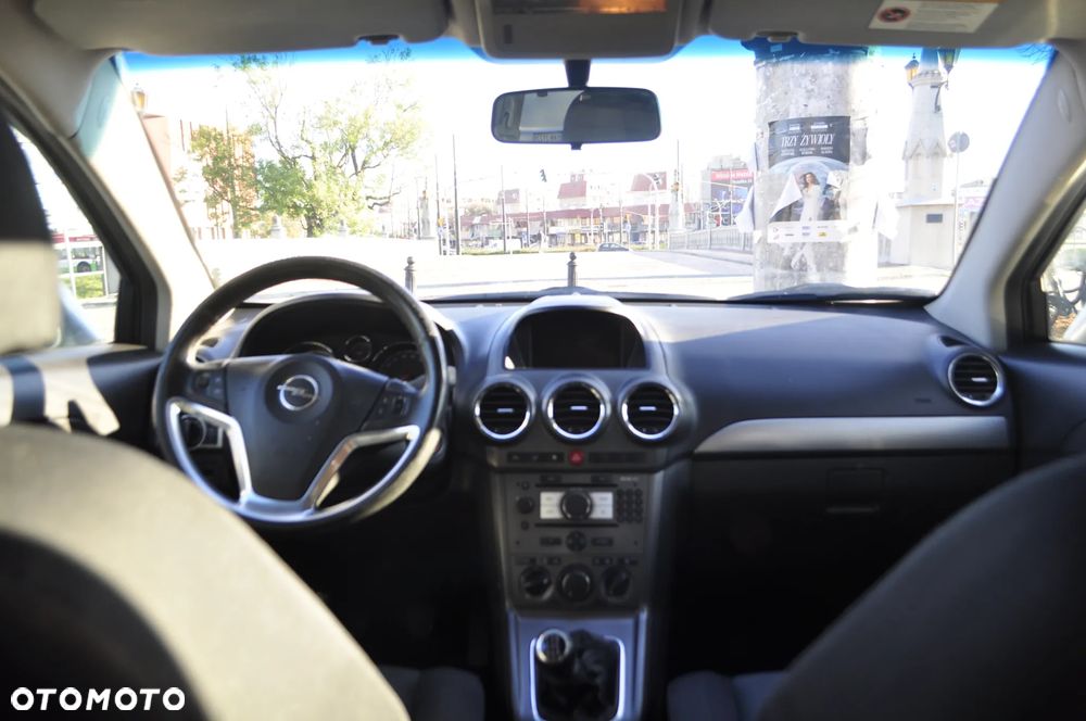 Opel Antara - 10