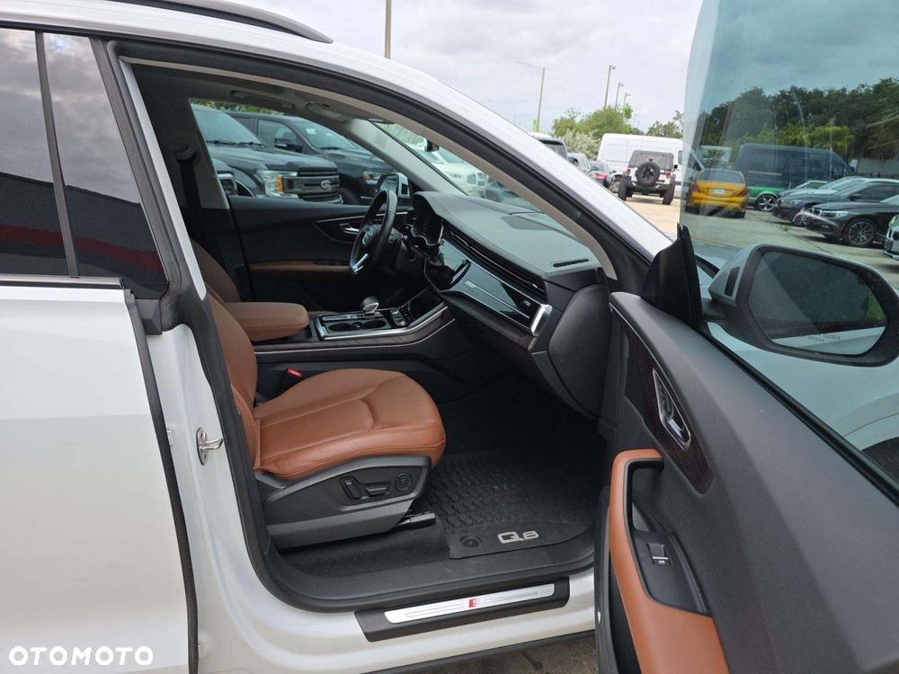 Audi Q8 55 TFSI mHEV Quattro Tiptronic - 14