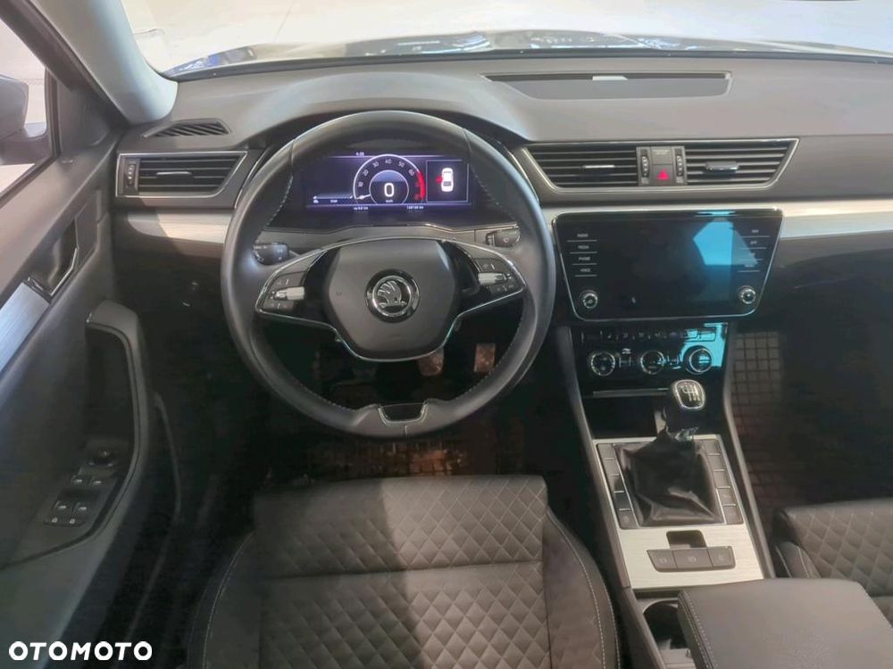 Skoda Superb 1.5 TSI Ambition - 7