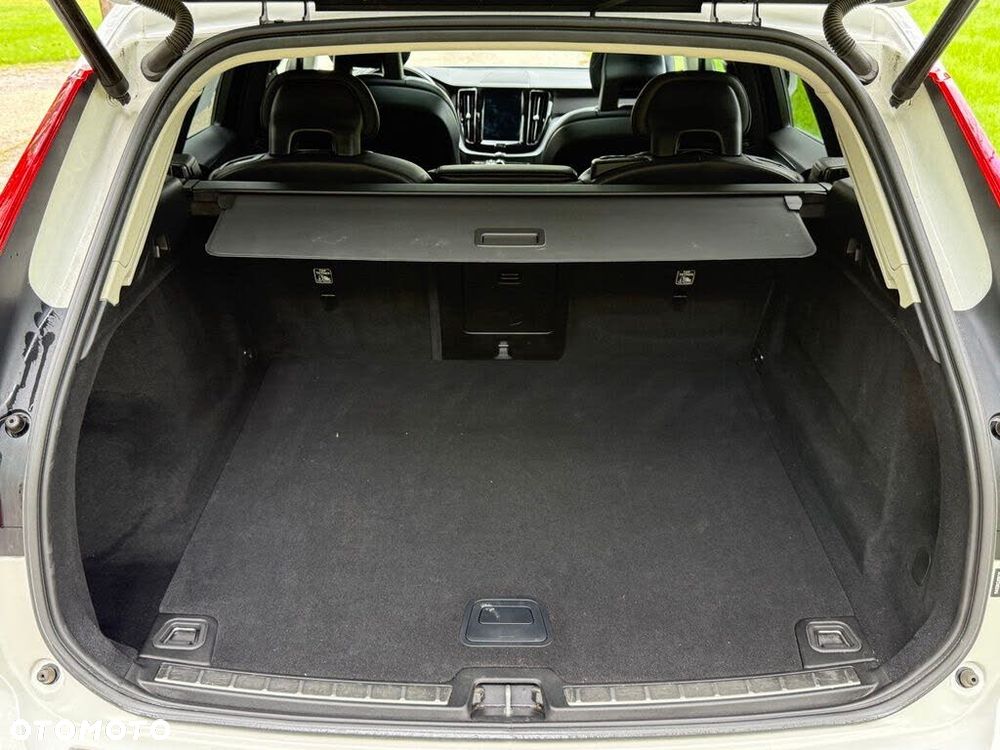 Volvo XC 60 - 33