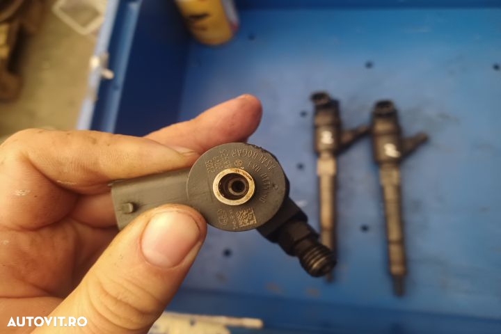Injector motorina 0445110083 1.3 CDTI MX1253 Opel Corsa C [facelift] - 3