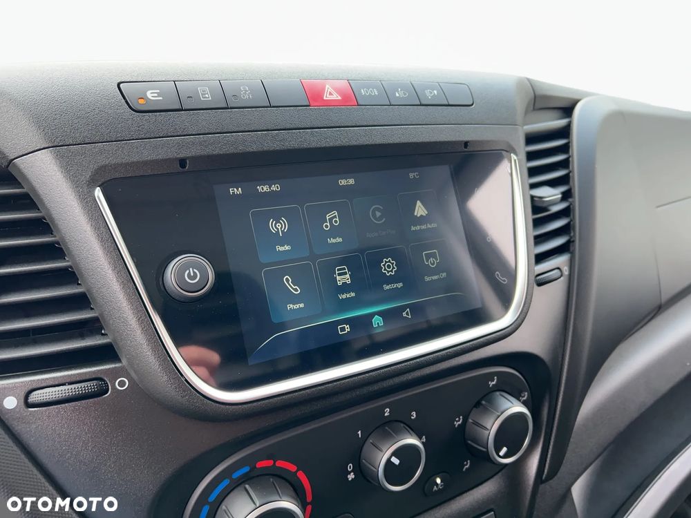 Iveco Daily L3H2 35S18HA V 3.0 Diesel 180KM Hi-Matic 2026 LEASING 100% - 17