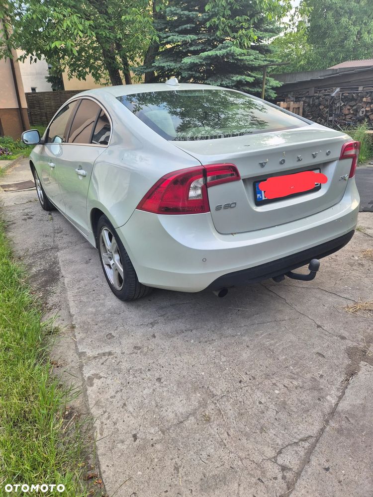 Volvo S60 D2 Momentum - 2