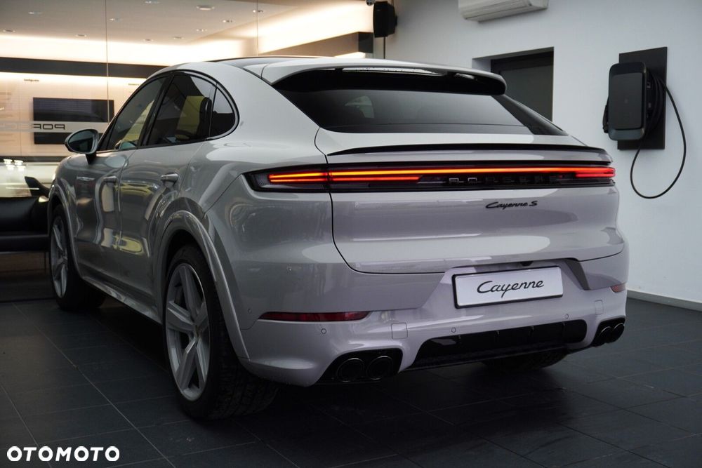Porsche Cayenne - 8