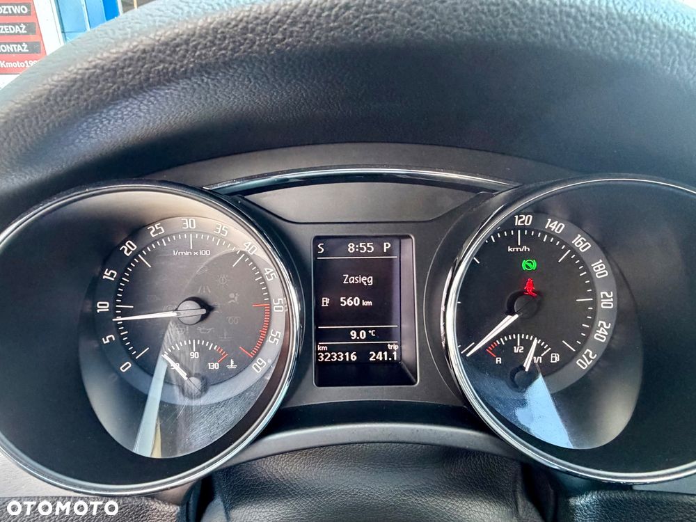Skoda Superb 2.0 TDI Comfort DSG - 19
