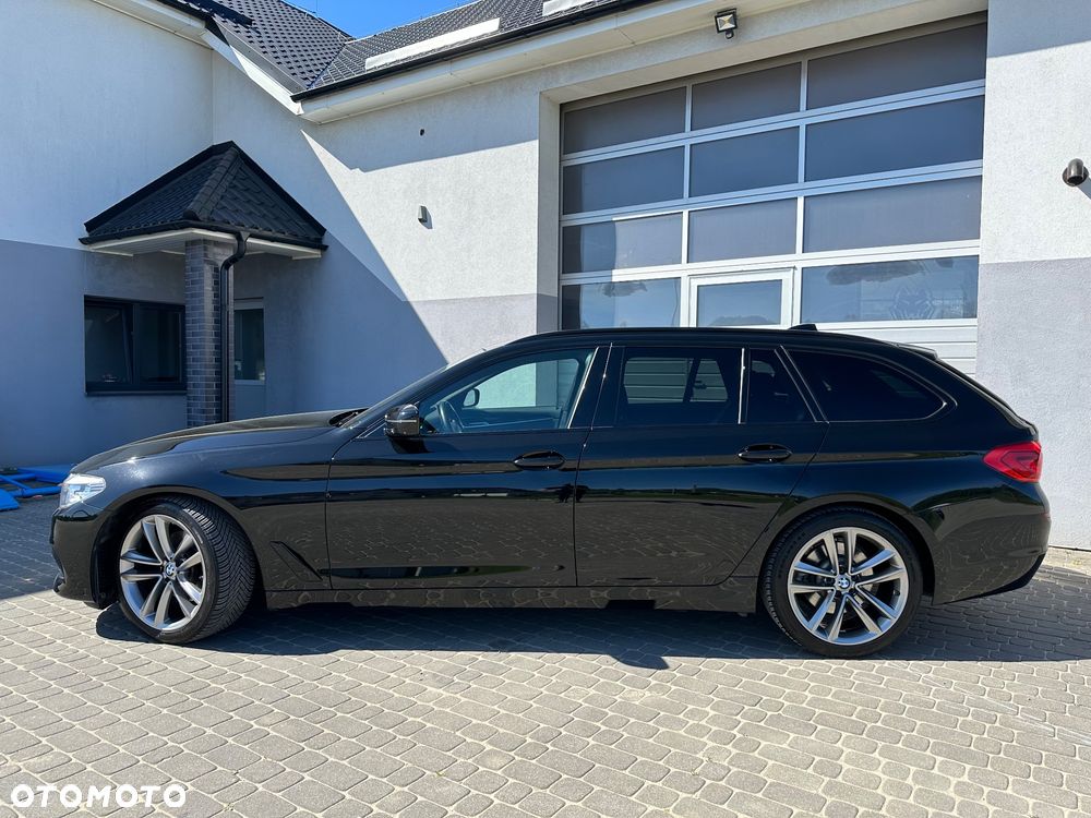 BMW Seria 5 520d Sport Line sport - 9
