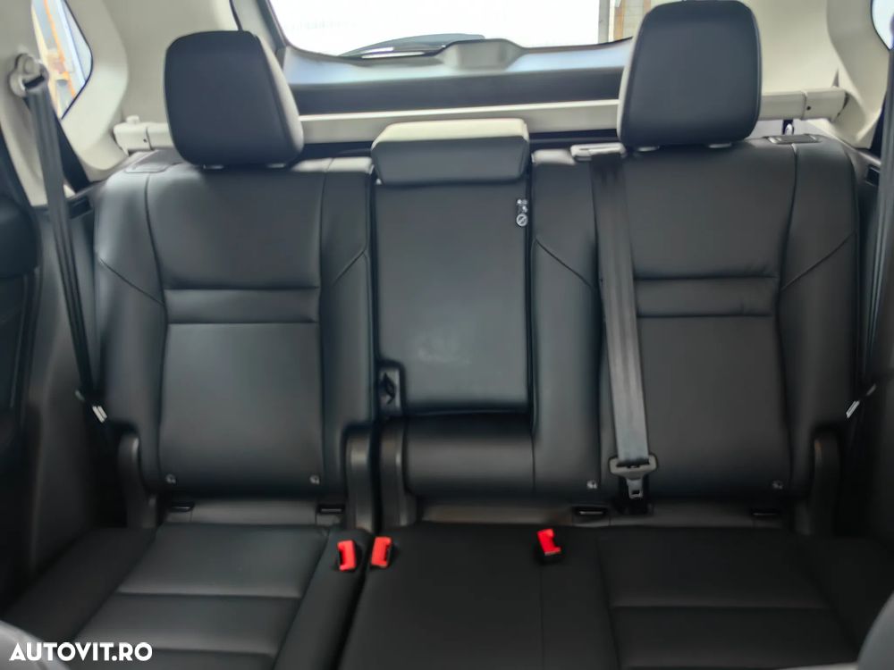 Nissan X-Trail e4ORCE 5 locuri Tekna - 12
