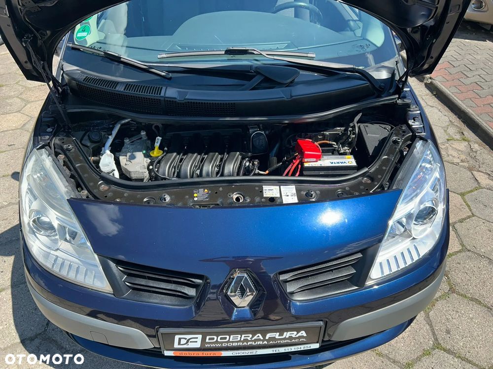 Renault Scenic 1.6 16V Privilege - 22
