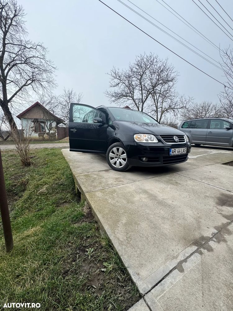 Volkswagen Touran 2.0TDI Trendline - 16
