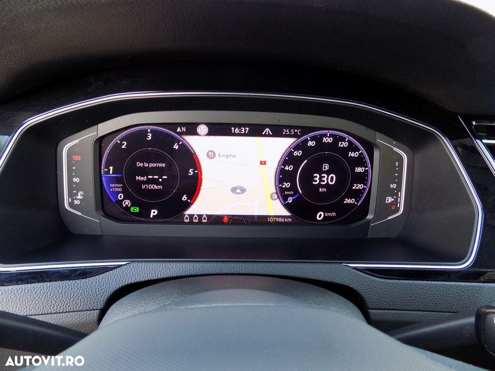 Volkswagen Passat Alltrack 2.0 TDI SCR DSG 4Motion - 17