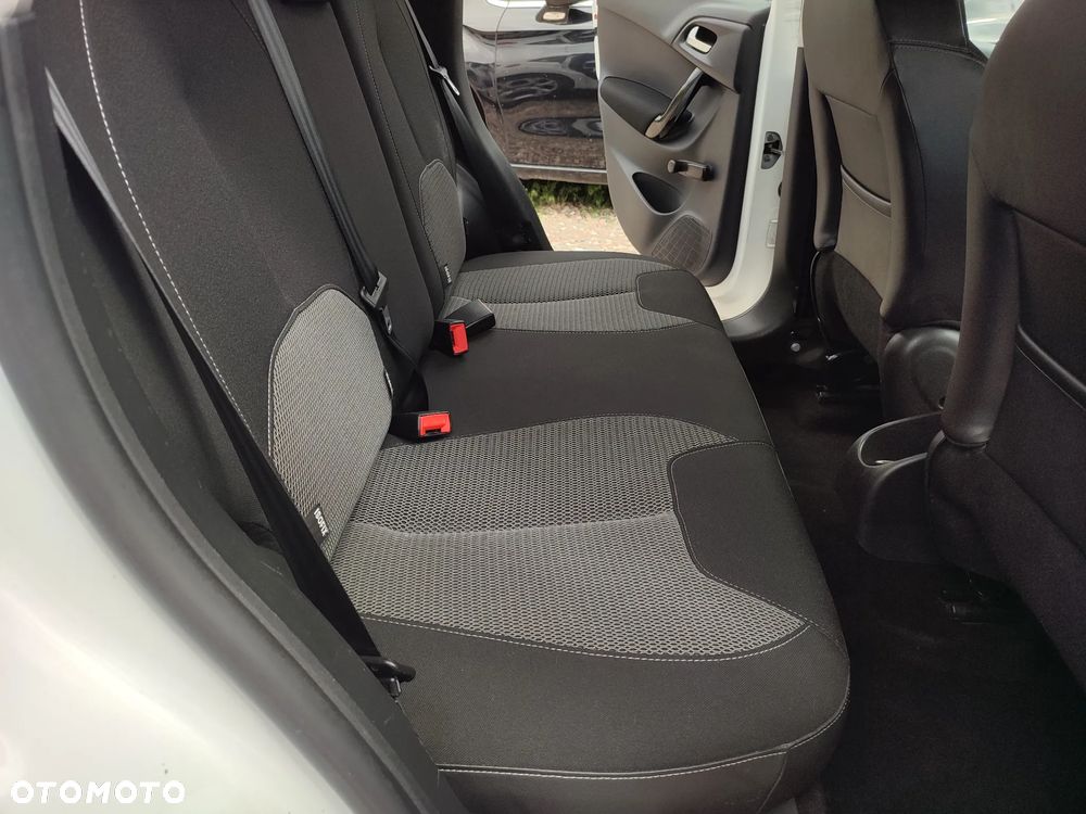 Citroën C3 Pure Tech 110 Stop&Start RED BLOCK - 22
