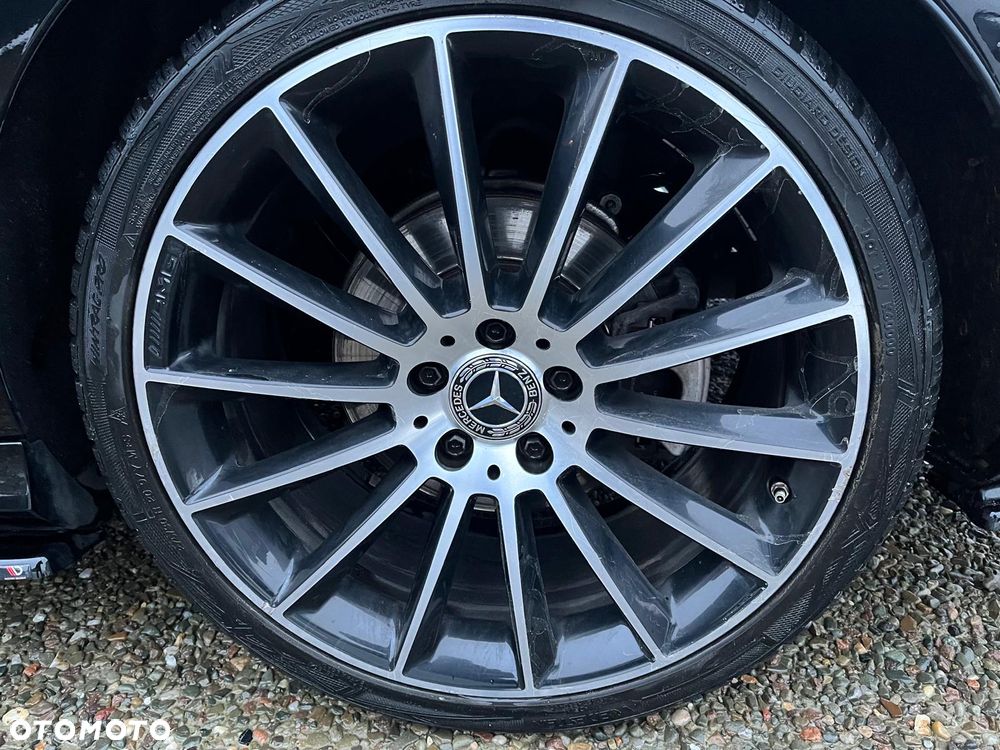 Mercedes-Benz Klasa E 220 d 9G-TRONIC - 12