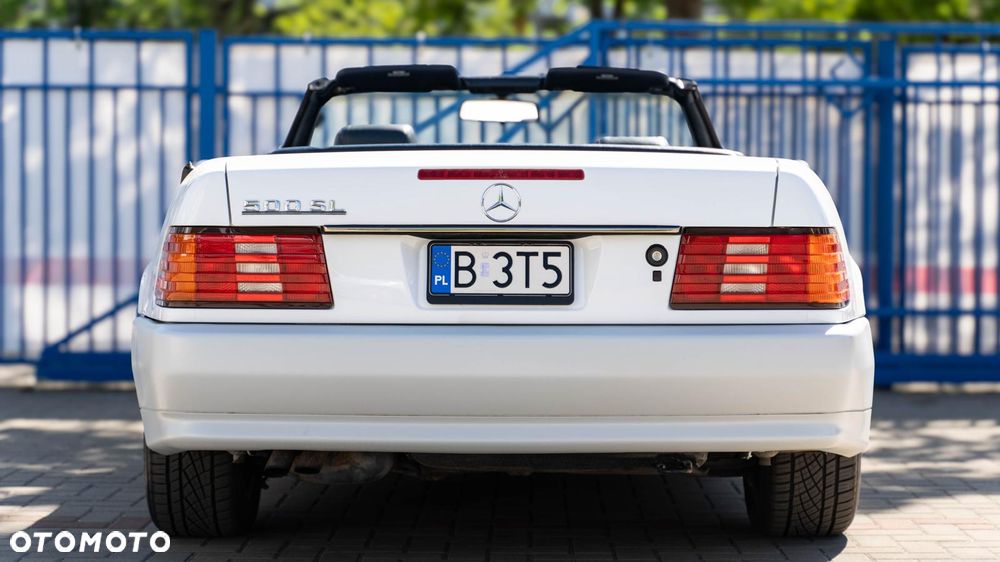 Mercedes-Benz SL - 25