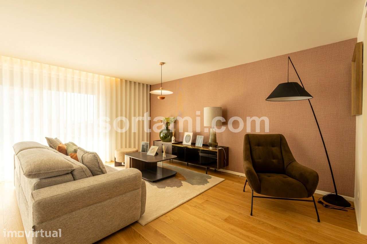 Apartamento T2 Venda em Faro (Sé e São Pedro),Faro - Grande imagem: 3/25