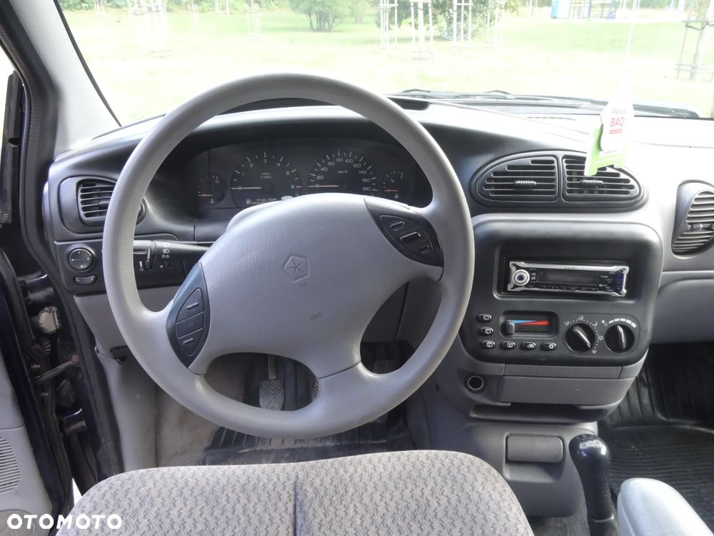 Chrysler Grand Voyager - 6