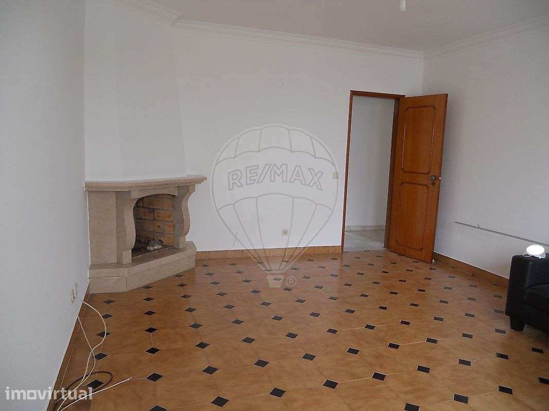 Apartamento T3 para arrendamento - Grande imagem: 2/17