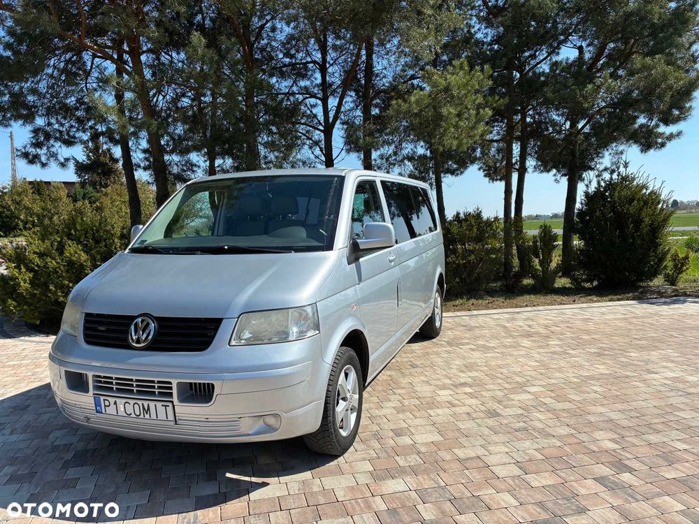 Volkswagen Transporter - 1