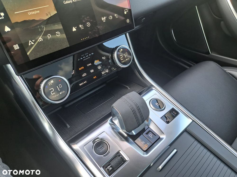 Jaguar XF D200 R-Dynamic S - 18