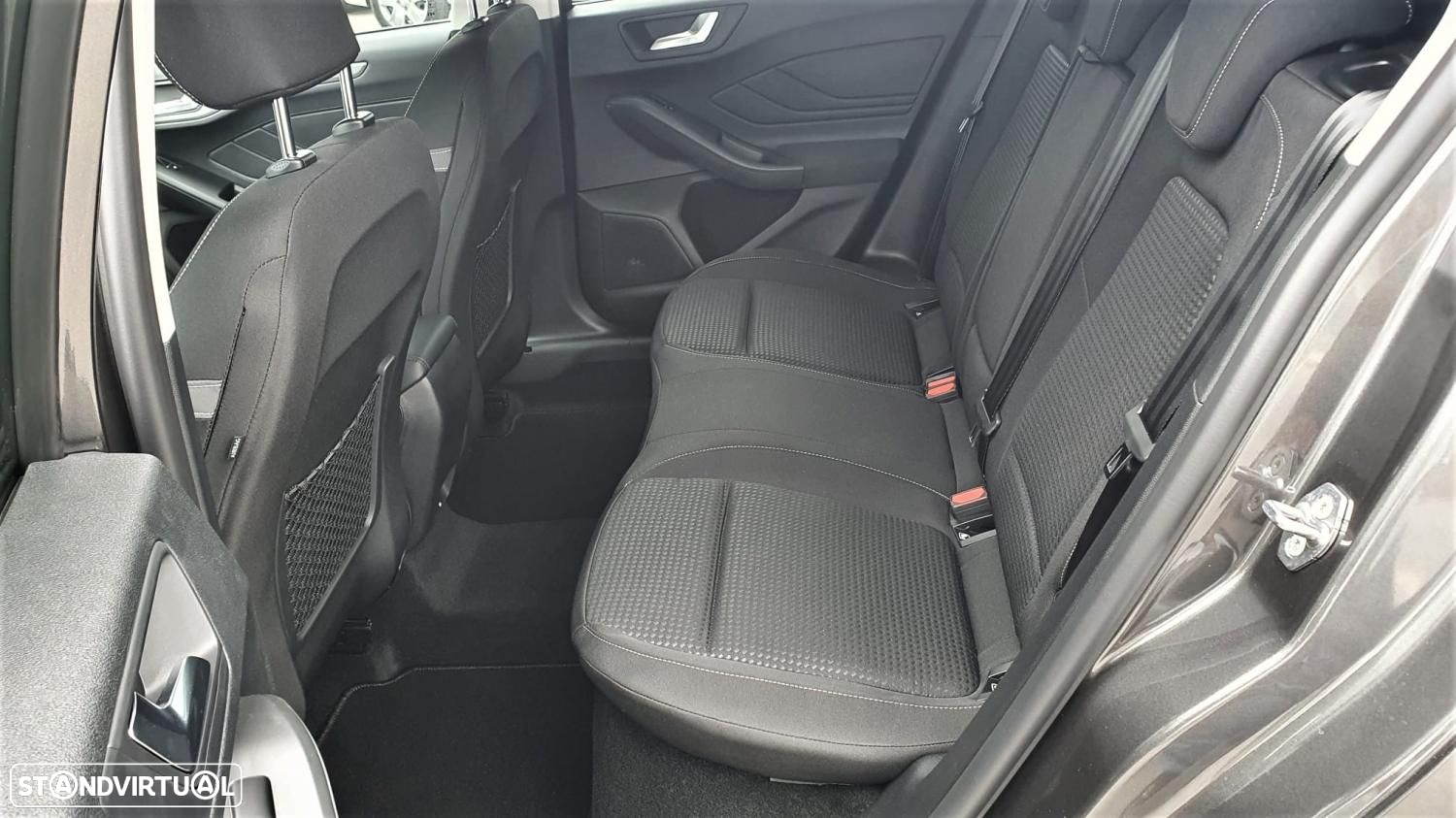 Ford Focus 1.0 EcoBoost MHEV Connected - 20