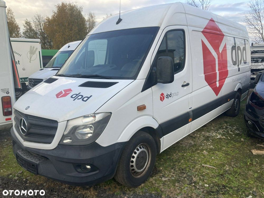 Mercedes-Benz Sprinter - 1