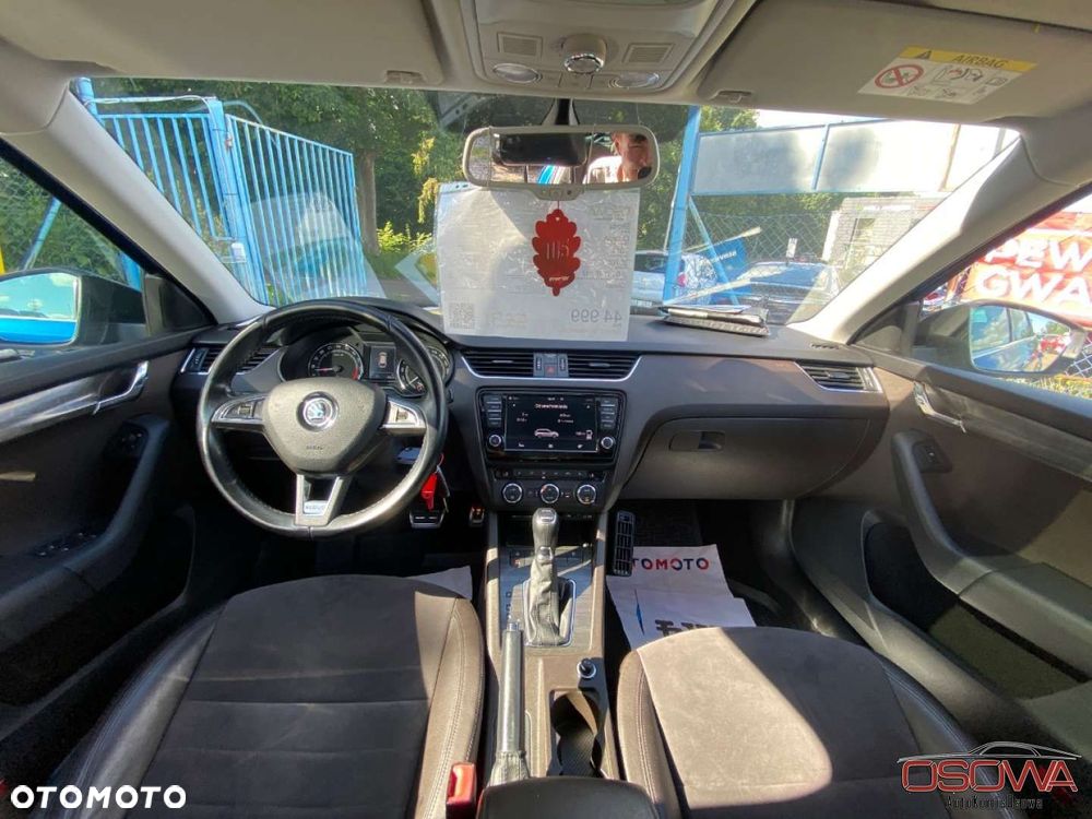 Skoda Octavia Scout 2.0 TDI 4x4 DSG - 27