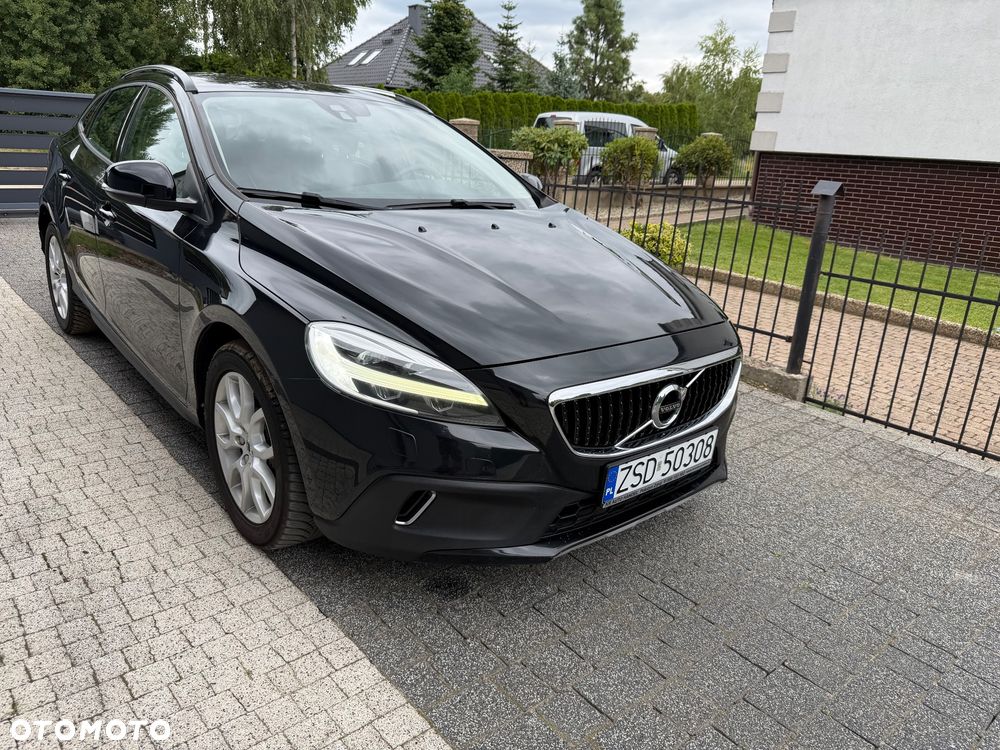 Volvo V40 Cross Country D2 Plus - 1