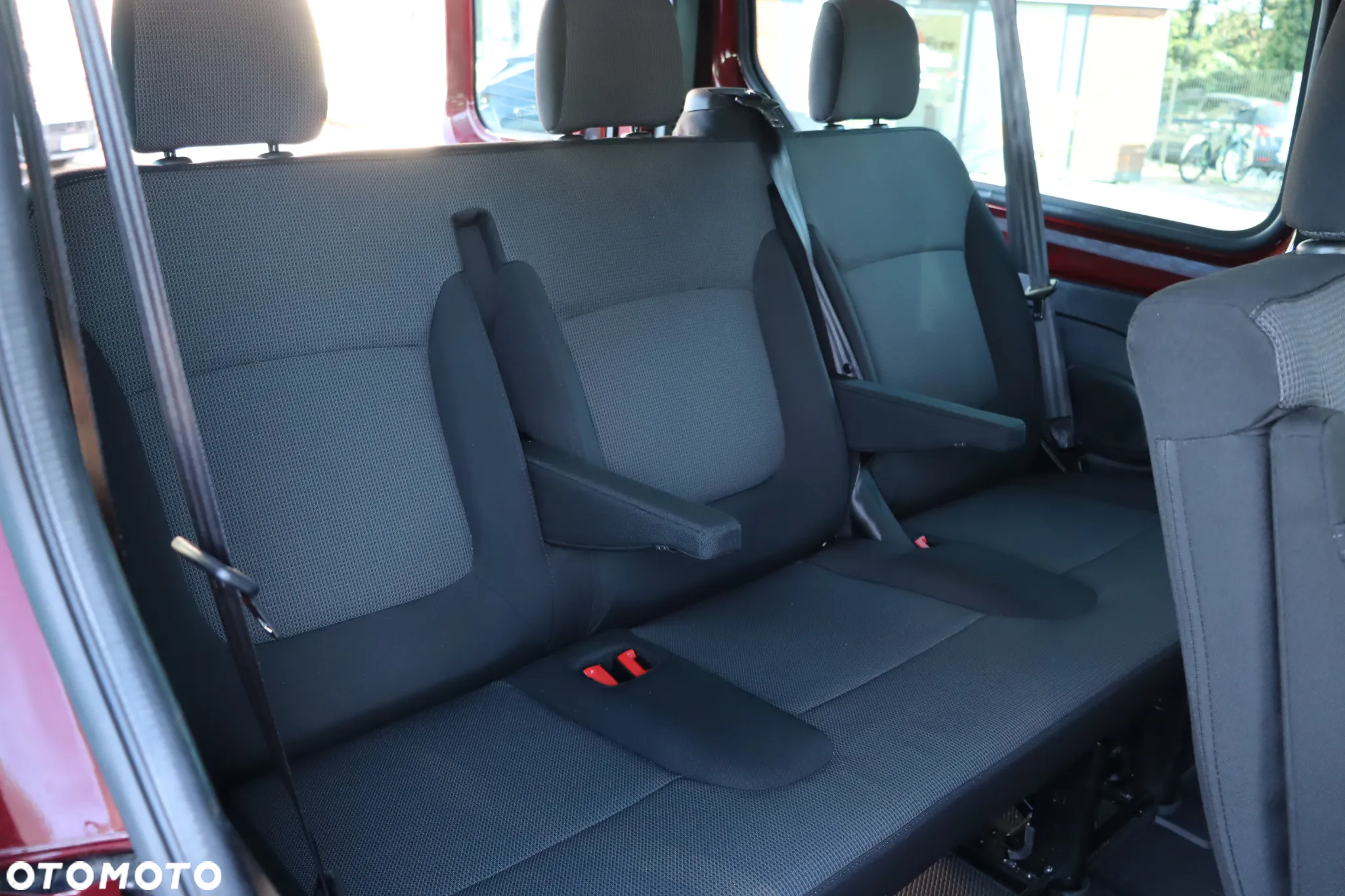 Renault Trafic - 17