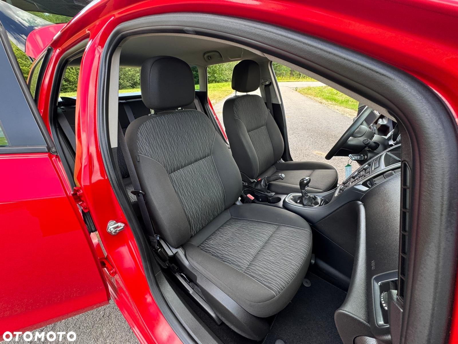 Opel Astra 1.6 Sports Tourer Innovation - 21