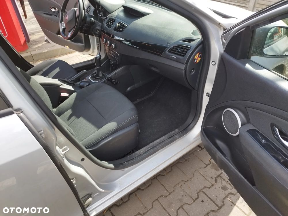 Renault Fluence - 11