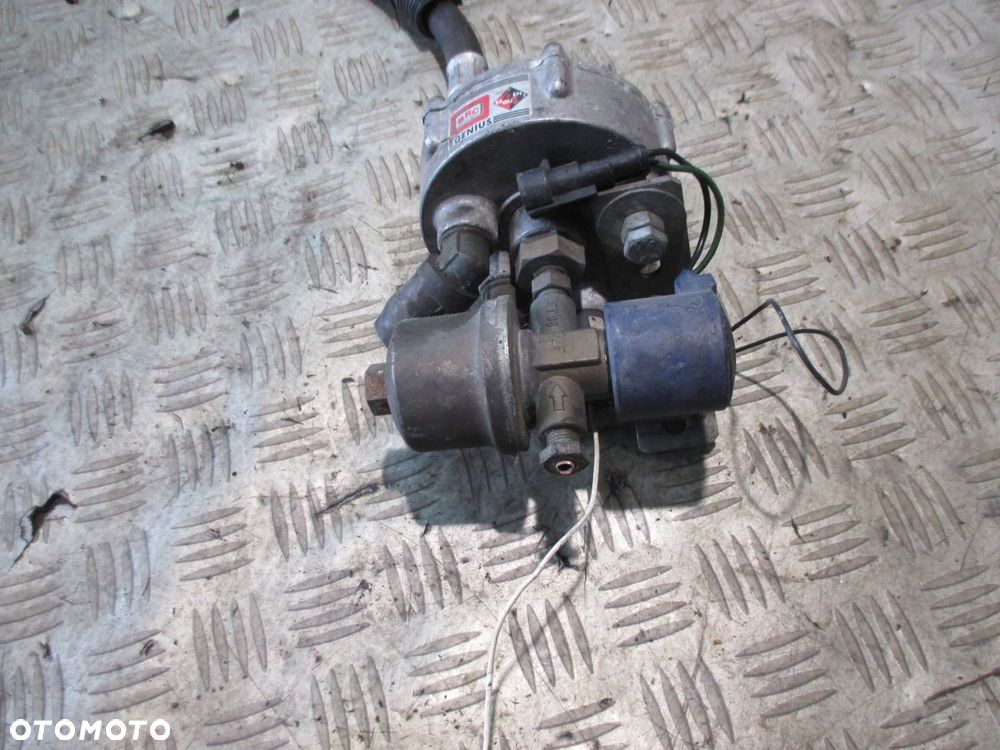 PAROWNIK REDUKTOR GAZU LPG GENIUS 1200 mbar BRC - 4