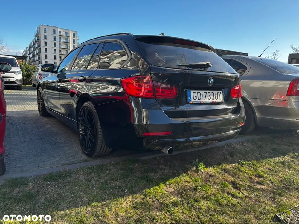 BMW Seria 3 318d - 12