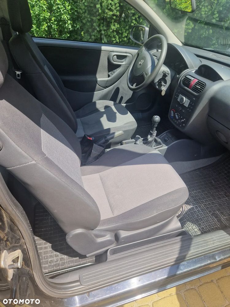 Opel Corsa - 11