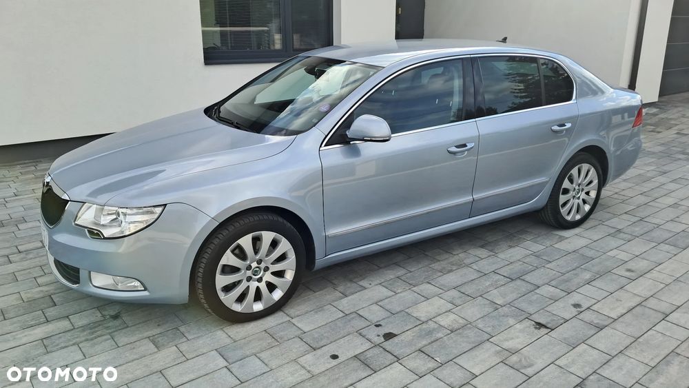 Skoda Superb 1.8 TSI Comfort DSG - 5